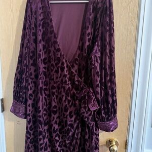 Elegant Purple Leopard Print Wrap Dress